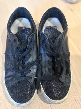 GOLDEN GOOSE SNEAKERS